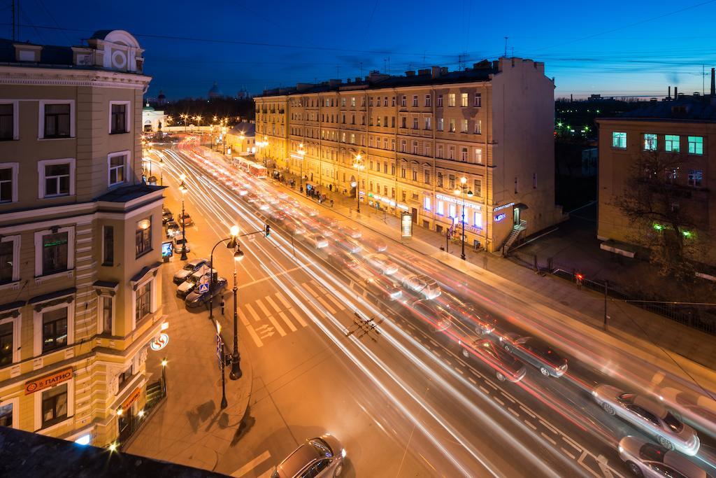 Zizu Hotel Sankt Petersburg Exteriör bild